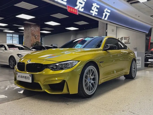 BMW M4 2015