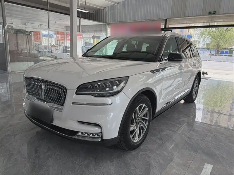 Lincoln Aviator