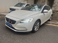 Volvo V40 2017