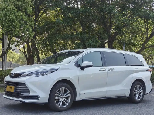 Toyota Sienna 2022