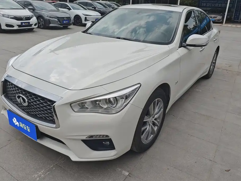 Infiniti Q50