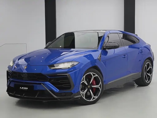 Lamborghini Urus 2021