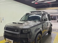 Land Rover Defender 2023