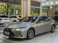 Lexus ES 2021