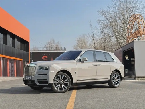 Rolls-Royce Cullinan 2021