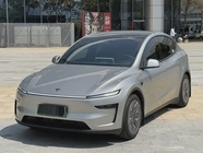 Tesla Model Y 2025