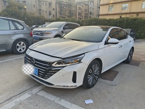 Nissan Teana 2023
