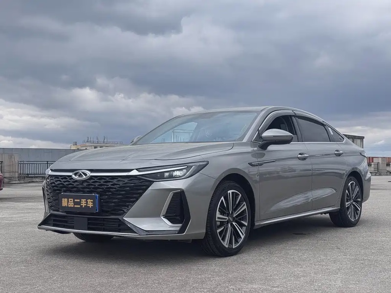 Chery Arrizo 8