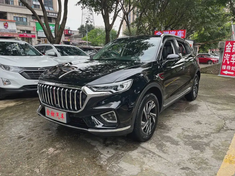 Hongqi HS5