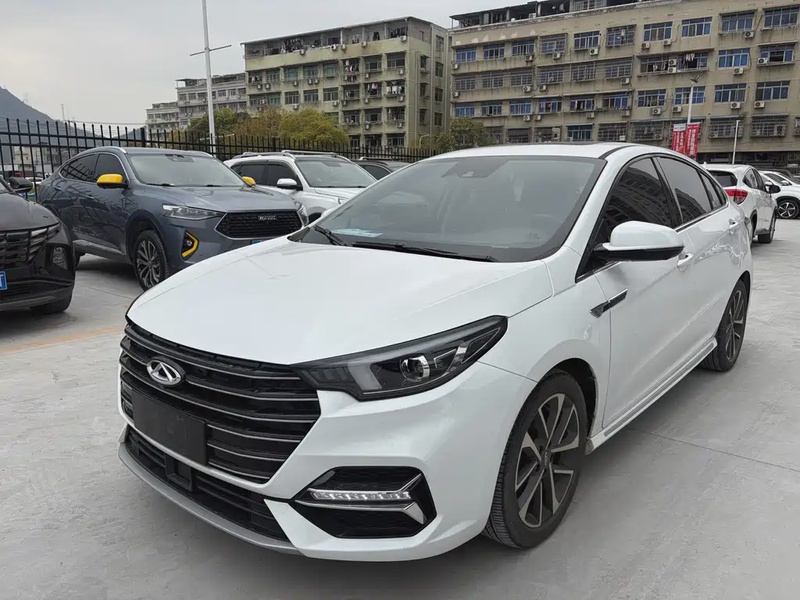 Chery Arrizo 5