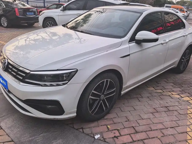 Volkswagen Lamando
