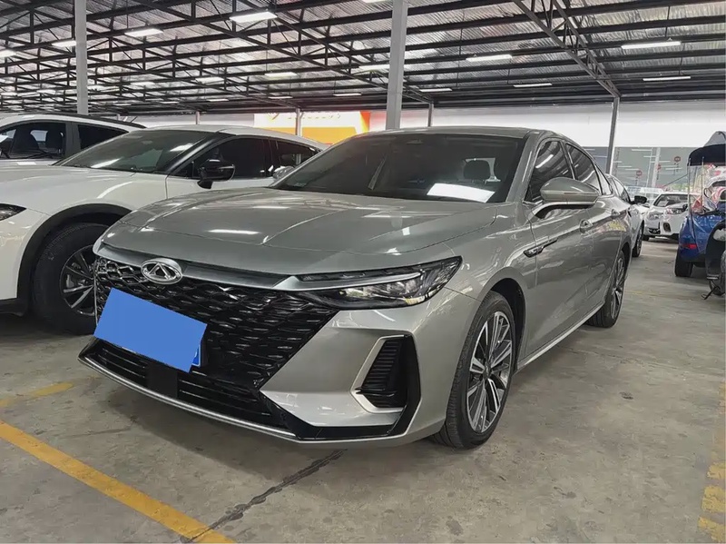 Chery Arrizo 8