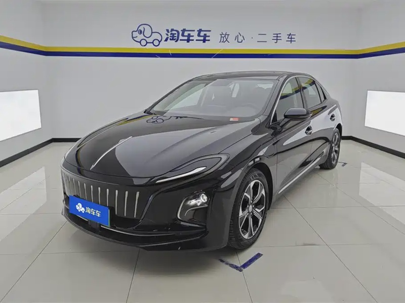 Hongqi E-QM5