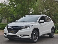 Honda Vezel 2016