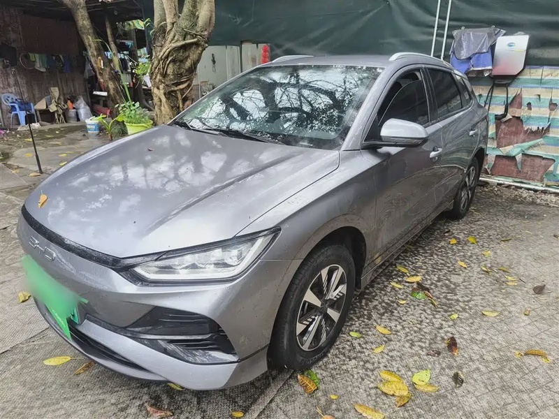 BYD e2