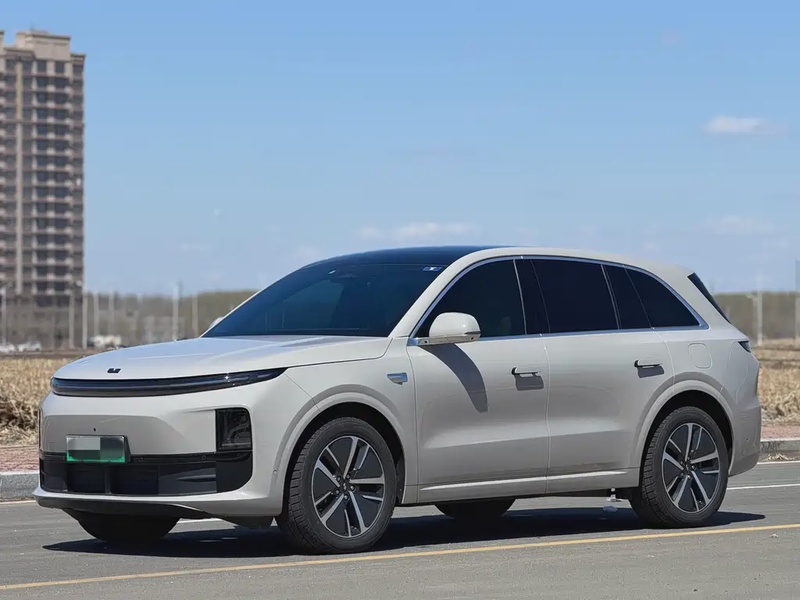 Li Auto L6