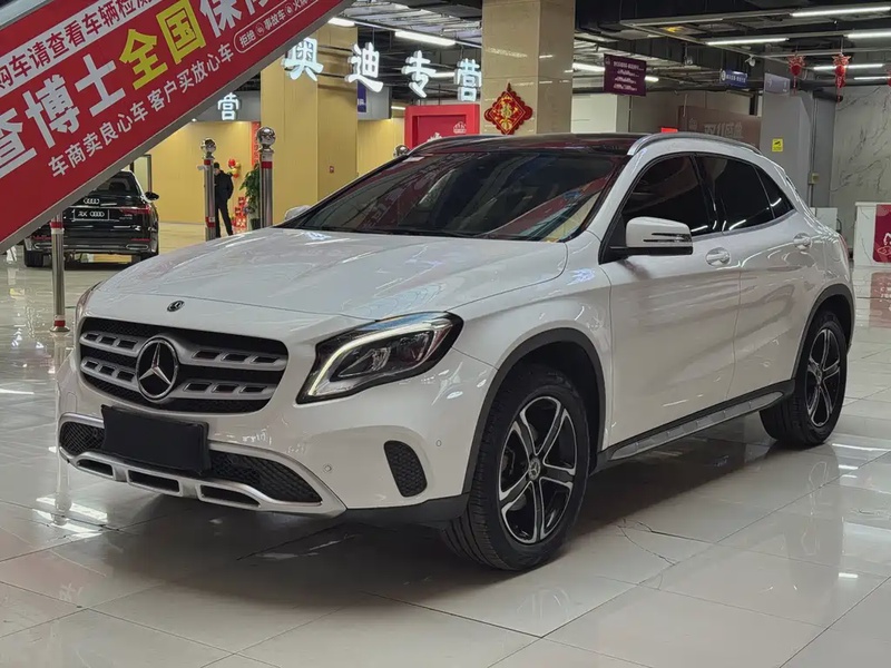 Mercedes-Benz GLA-Class