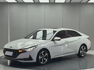 Hyundai Elantra 2022