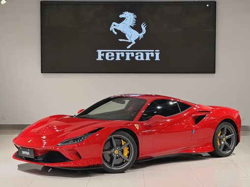 Ferrari F8 2021