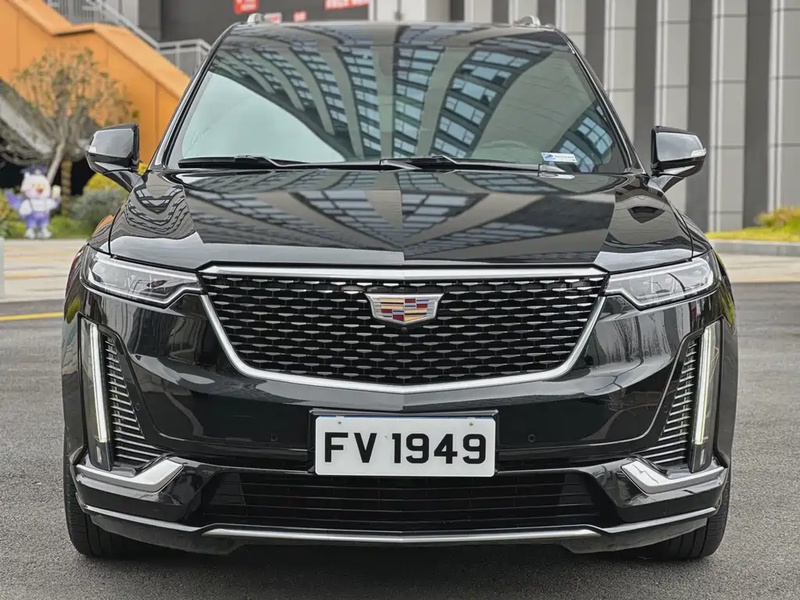 Cadillac XT6