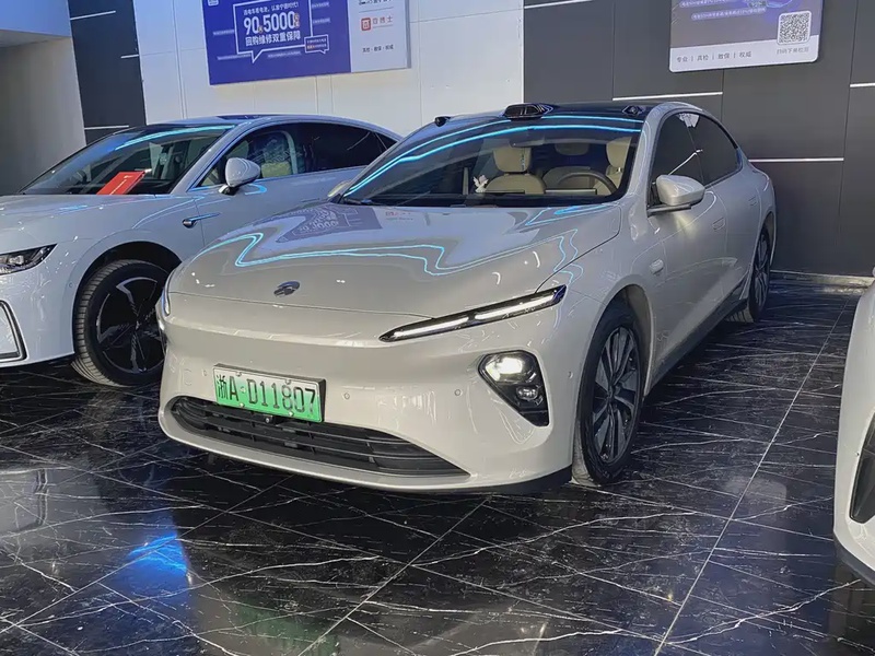 NIO ET7