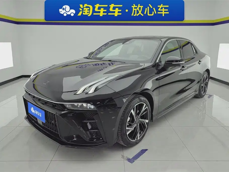 Lynk & Co 03