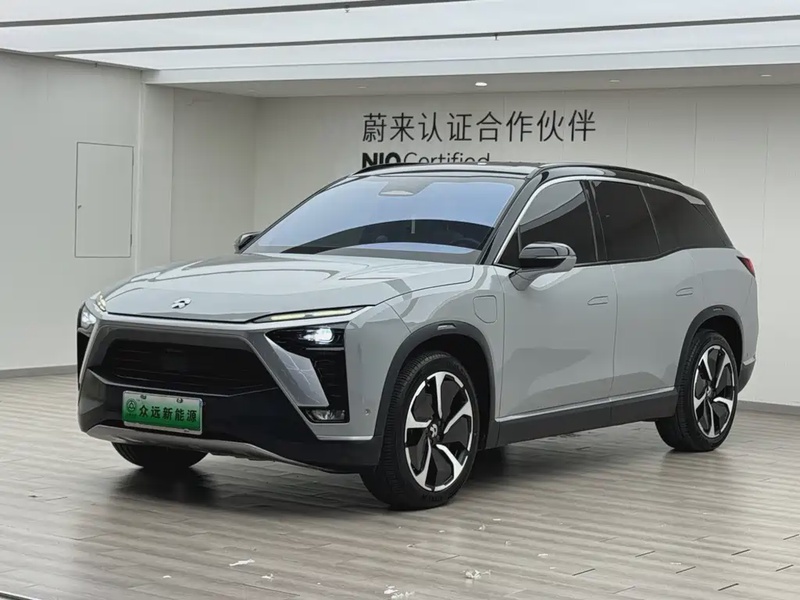 NIO ES8