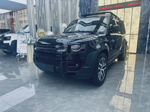 Land Rover Defender 2023