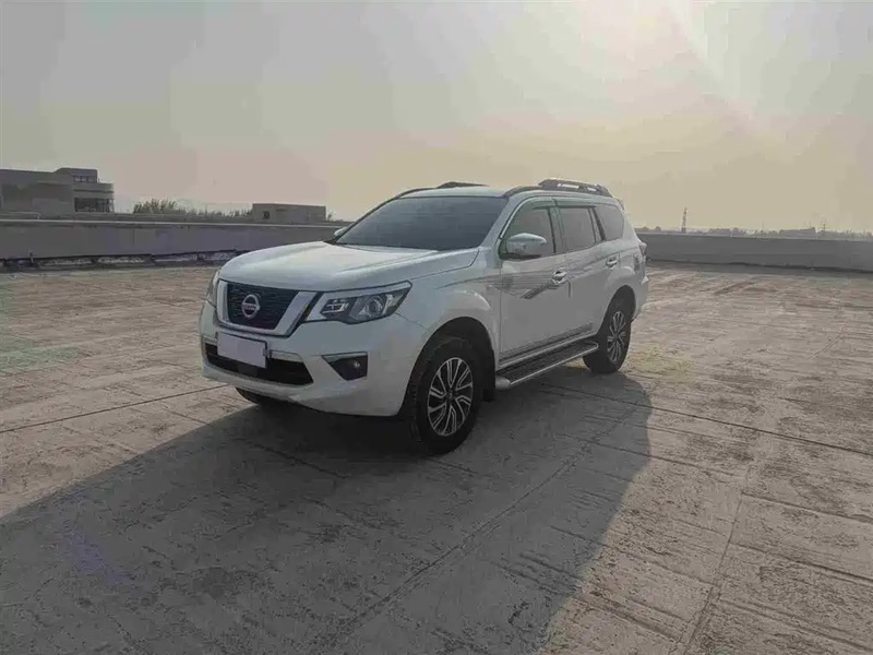 Nissan Terra