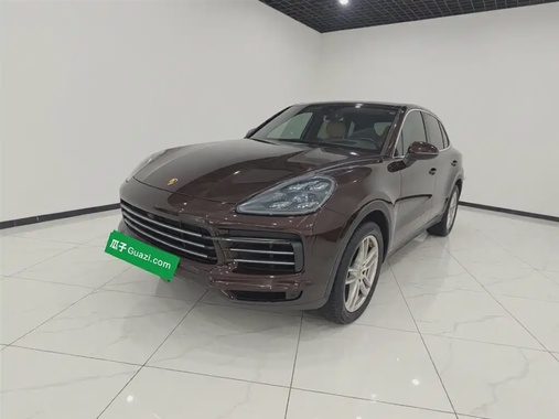 Porsche Cayenne 2021