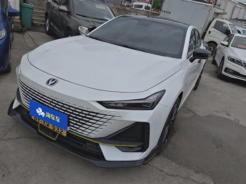 Changan UNI-V