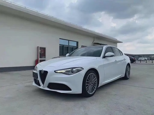 Alfa Romeo Giulia 2017