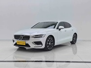 Volvo S60 2022