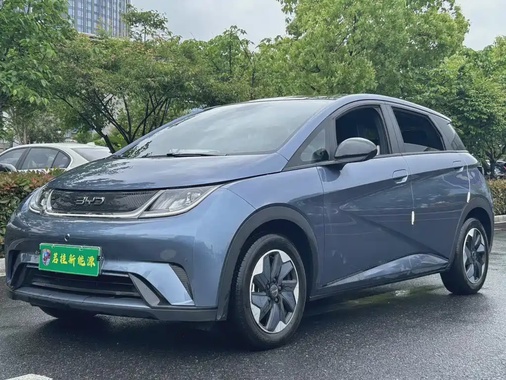 BYD Dolphin 2025