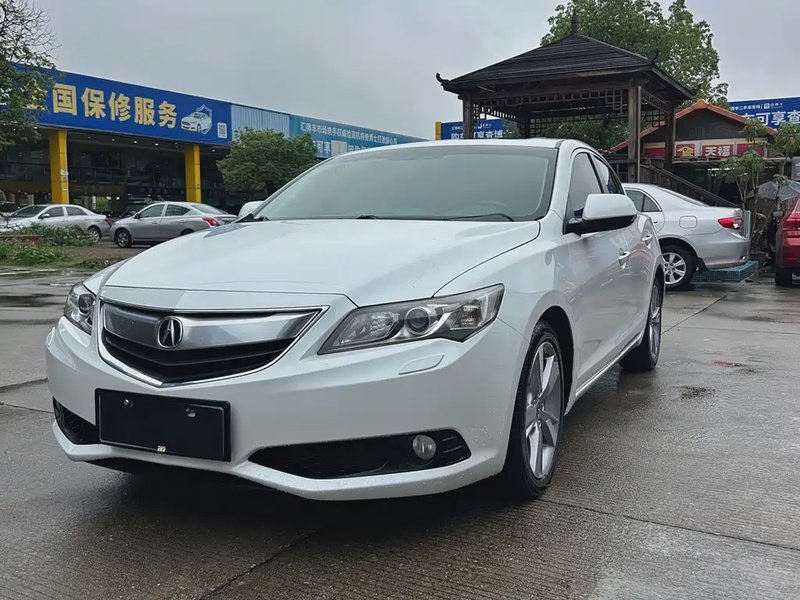 Acura ILX