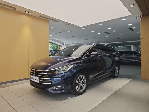 BYD MAX 2019