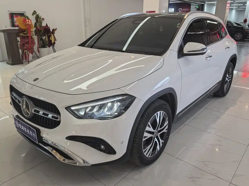 Mercedes-Benz GLA-Class