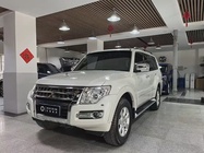 Mitsubishi Pajero 2025