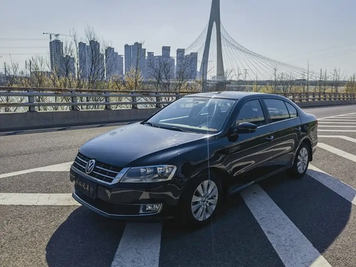 Volkswagen Lavida 2015
