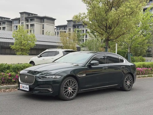 Jaguar XE 2022