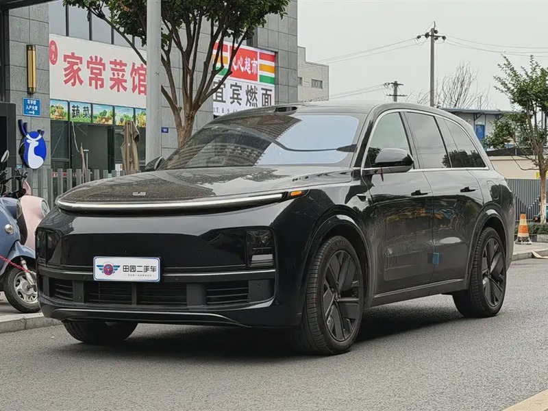 Li Auto L8