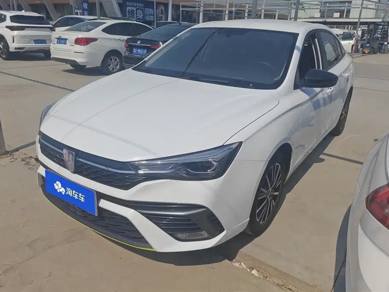 Roewe i5