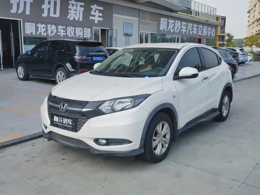 Honda Vezel 2016