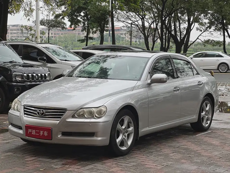 Toyota Reiz