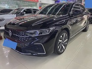 Volkswagen Passat 2022