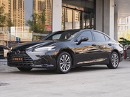 Lexus ES 2025