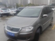 Volkswagen Touran 2011