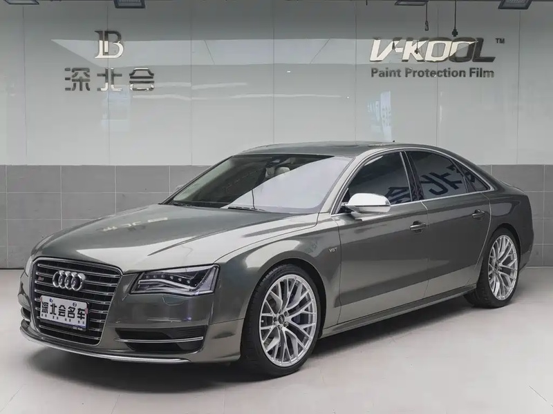 Audi S8