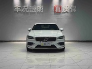 Volvo S60 2023