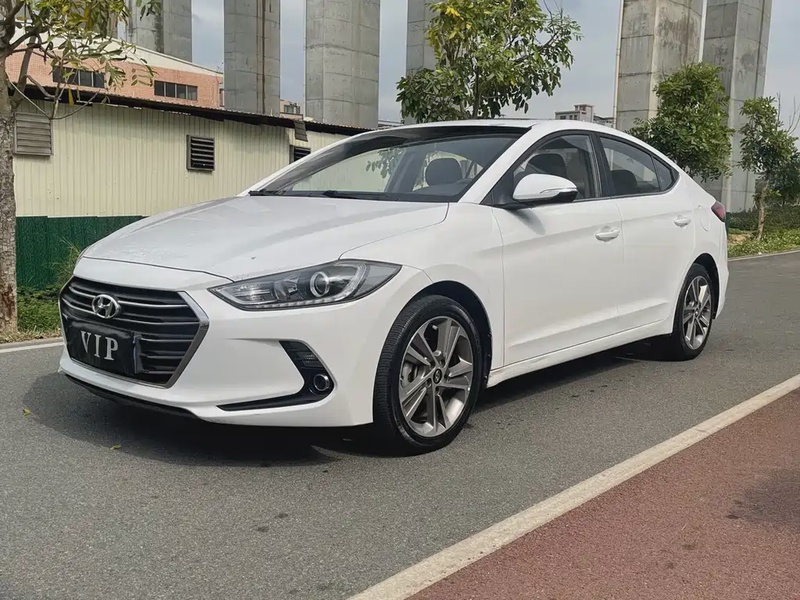 Hyundai Elantra